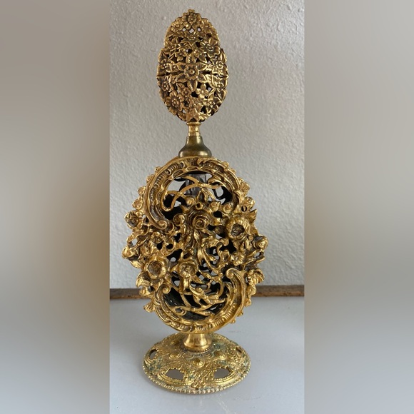 Perfume Bottle Ornate GoldGilt Vanity”Style Built”Ormolu Filigree Hollywood Reg. - Picture 1 of 12
